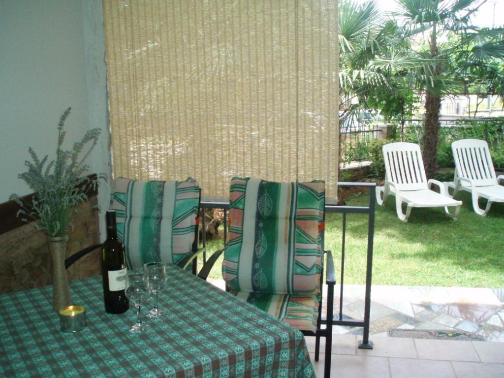 Villa Diana Apartments โปเรช ภายนอก รูปภาพ